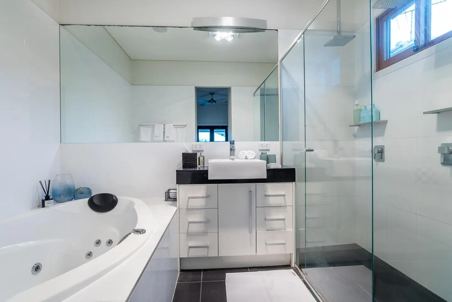 Beautiful Modern Home In Heart Of New Farm 布里斯班 澳大利亚