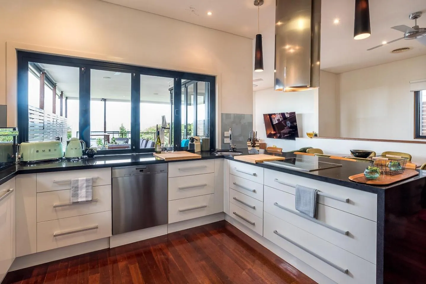 Beautiful Modern Home In Heart Of New Farm 布里斯班
